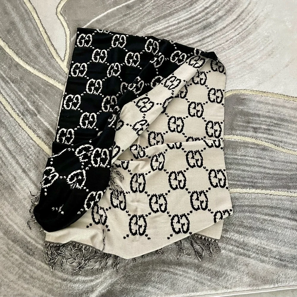 Beautiful Long Full GG Scarves - Picture 2 of 10